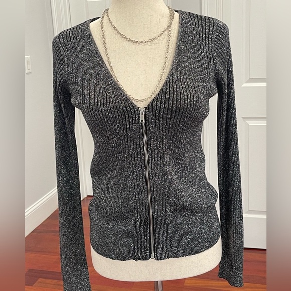 Divided Tops - H&M Divided | Size M | Silver Metallic Sparkly Long Sleeve V Neck Top